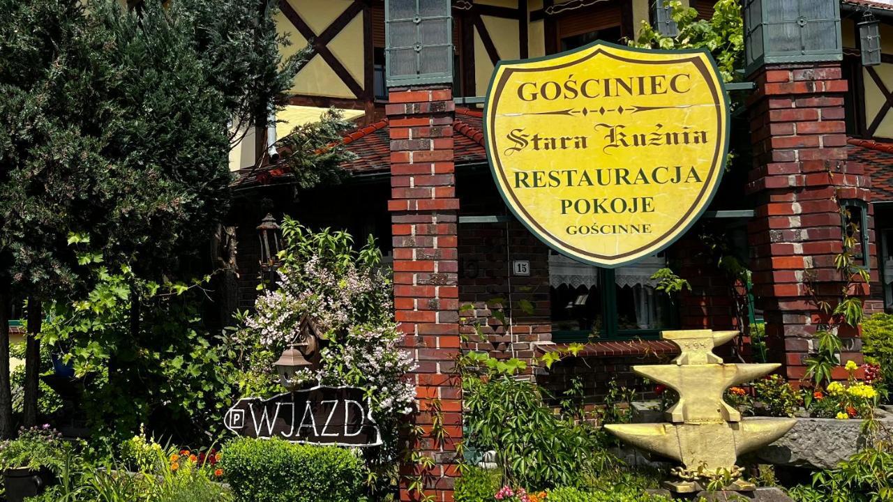 Gosciniec Stara Kuznia Hotel Debska Kuznia Eksteriør billede
